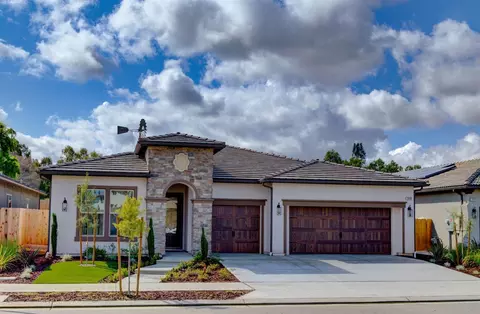 2864 Deauville Ave, Clovis, CA 93619 photo 1