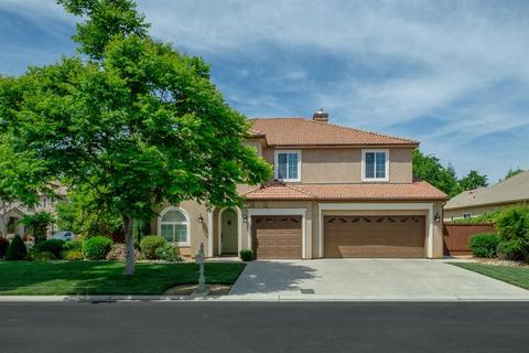 11050 E Mitchell Peak Way, Clovis, CA 93619 photo 1