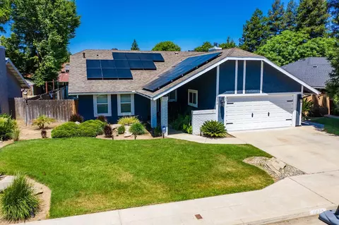 2479 Dennis Ave, Clovis, CA 93611 photo 1