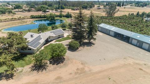 5706 Amber Ave, Clovis, CA 93619 photo 1