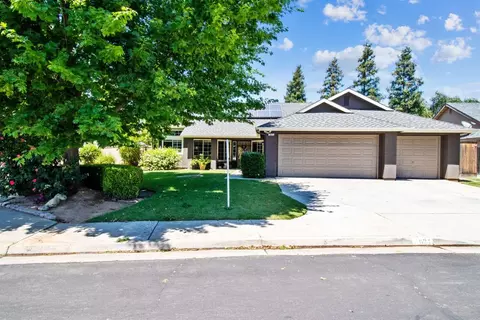 1627 Bedford Ave, Clovis, CA 93611 photo 1