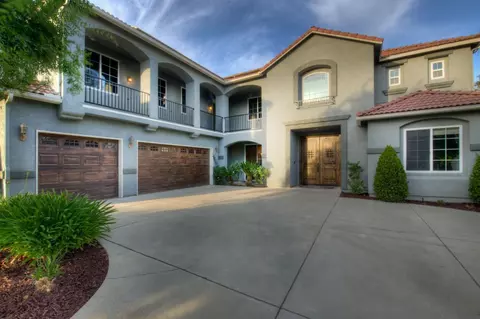 1893 N Filbert Ave, Clovis, CA 93619 photo 1