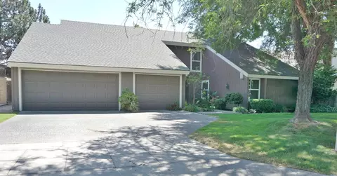 525 Accornero St, Madera, CA 93637 photo 1