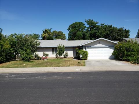 915 Purdue Ave, Clovis, CA 93611 photo 1