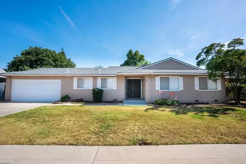 1736 Finchwood Ave, Clovis, CA 93611 photo 1
