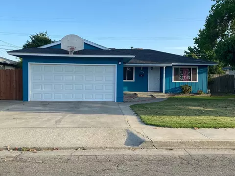 1503 Aspen St, Selma, CA 93662 photo 1