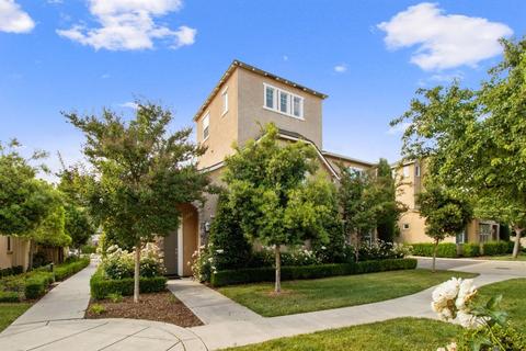 4060 Trenton Ave, Clovis, CA 93619 photo 1
