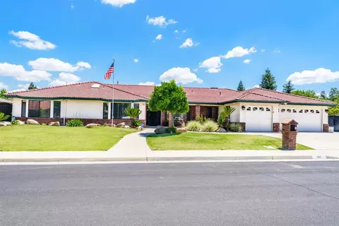180 Brehler Ave, Sanger, CA 93657 photo 1