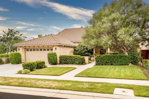 2144 Lester Ave, Clovis, CA 93619 photo 1