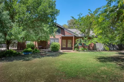 5445 N Mccall Ave, Clovis, CA 93619 photo 1