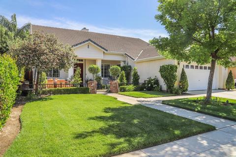 1850 Serena Ave, Clovis, CA 93619 photo 1