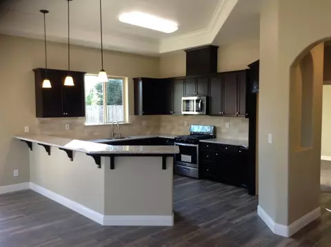 880 Bent Oak Trl, Madera, CA 93637 photo 1