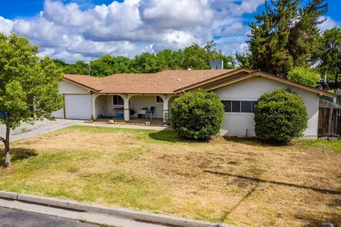 2101 National Ave, Madera, CA 93637 photo 1