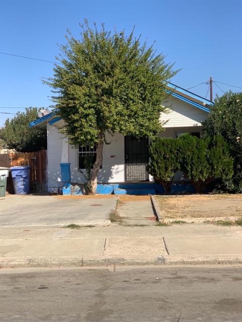 219 E Pleasant St, Coalinga, CA 93210 photo 1
