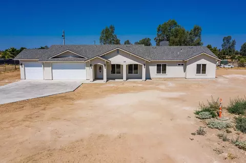 16750 Paula Rd, Madera, CA 93636 photo 1