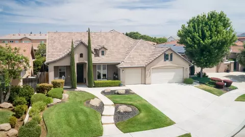 3175 Prescott Ave, Clovis, CA 93619 photo 1