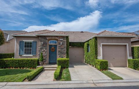 711 W Lisbon Ln, Clovis, CA 93619 photo 1