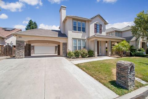 10416 E Fieldstone Ave, Clovis, CA 93619 photo 1