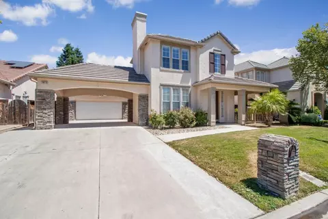 10416 E Fieldstone Ave, Clovis, CA 93619 photo 1