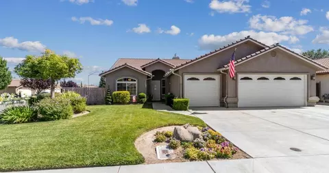 3538 Point Sur Dr, Madera, CA 93637 photo 1