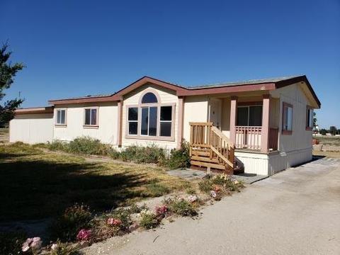 3886 S Joaquin Ave, Kerman, CA 93630 photo 1