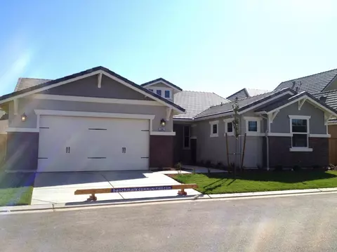 1842 N Whitehorse Ln, Clovis, CA 93619 photo 1