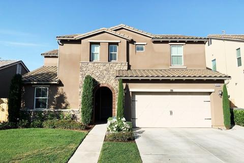 4358 Salem Ln, Clovis, CA 93619 photo 1