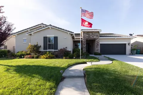 752 E Aretha Ave, Fowler, CA 93625 photo 1