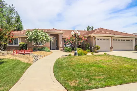 2767 Norwich Ave, Clovis, CA 93611 photo 1