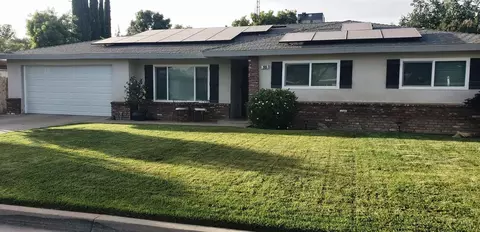 2605 Holiday Way, Madera, CA 93637 photo 1