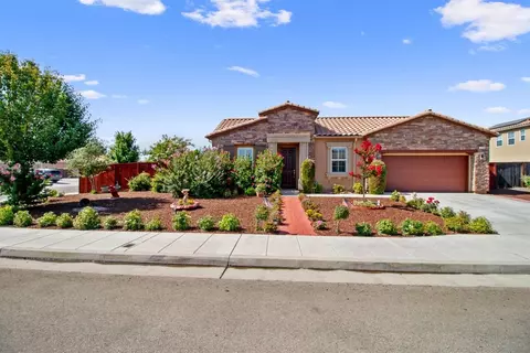 2253 Richert Ave, Clovis, CA 93611 photo 1