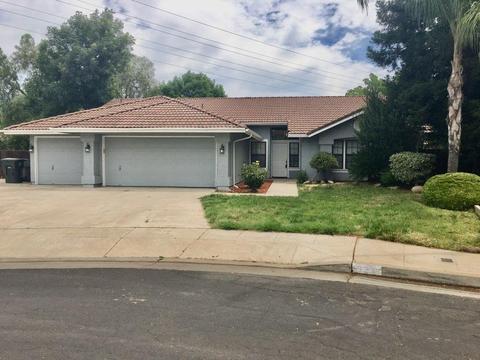 323 Evergreen Ave, Clovis, CA 93611 photo 1