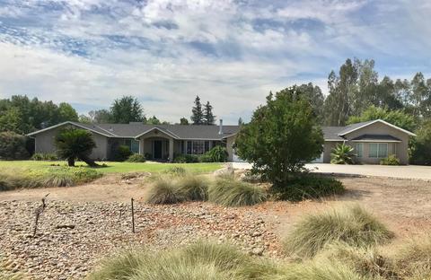 35598 Manon Ave, Madera, CA 93636 photo 1