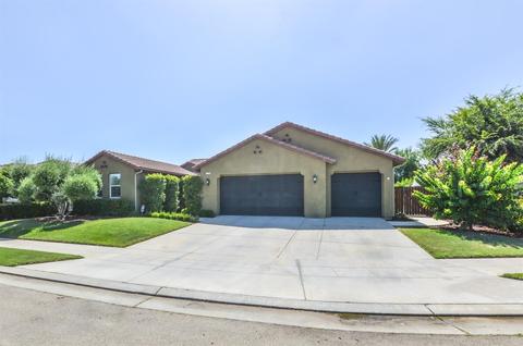 1970 N Langley Ave, Clovis, CA 93619 photo 1