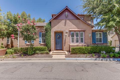 3827 Loyola Ln, Clovis, CA 93619 photo 1