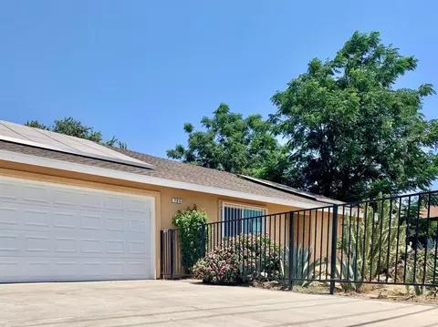 705 Maple St, Madera, CA 93637 photo 1