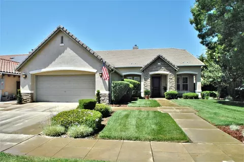 2083 Everglade Ave, Clovis, CA 93619 photo 1