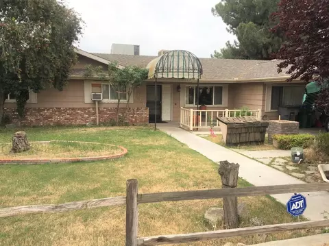 1743 W Visalia Rd, Exeter, CA 93221 photo 1
