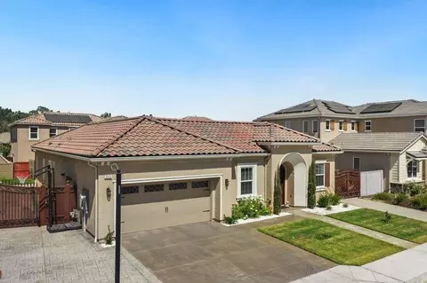 3640 Descanso Ave, Clovis, CA 93619 photo 1