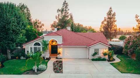 742 Mcarthur Ave, Clovis, CA 93611 photo 1