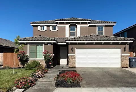 1355 Steven Ct, Madera, CA 93637 photo 1