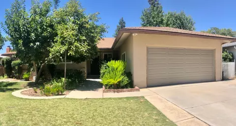 3292 E Sample Ave, Fresno, CA 93710 photo 1