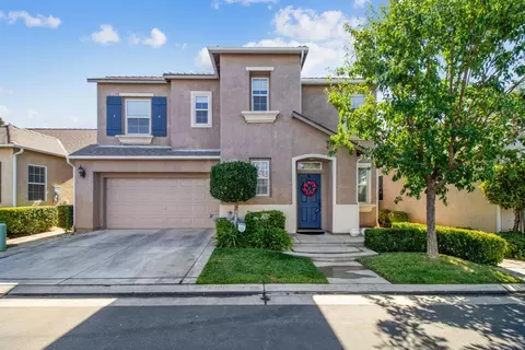 1983 N Miramar Ln, Clovis, CA 93619 photo 1