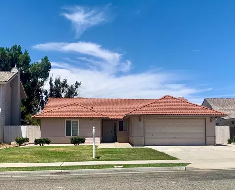 2381 Beechwood Way, Madera, CA 93637 photo 1