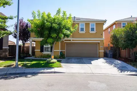 1026 Papaya St, Madera, CA 93638 photo 1
