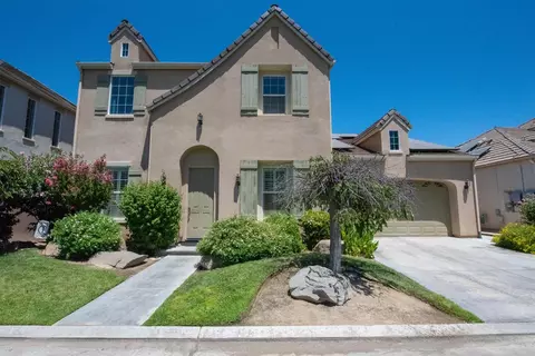 1027 Loyola Ave, Clovis, CA 93619 photo 1