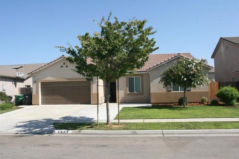 3002 3rd St, Sanger, CA 93657 photo 1