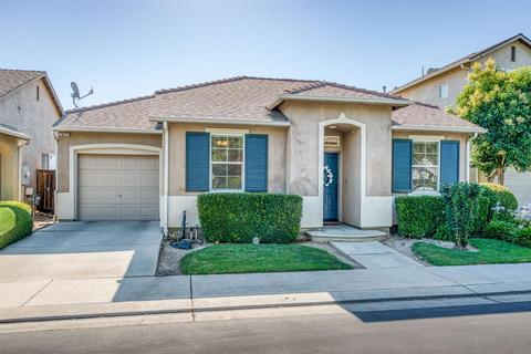 1627 N Monaco Ln, Clovis, CA 93619 photo 1