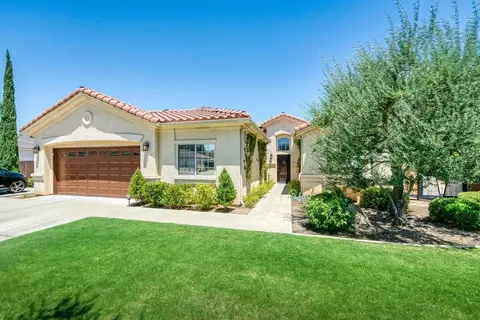 2525 Fairmont Ave, Clovis, CA 93611 photo 1