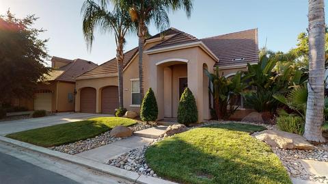 61 W Serena Ave, Clovis, CA 93619 photo 1